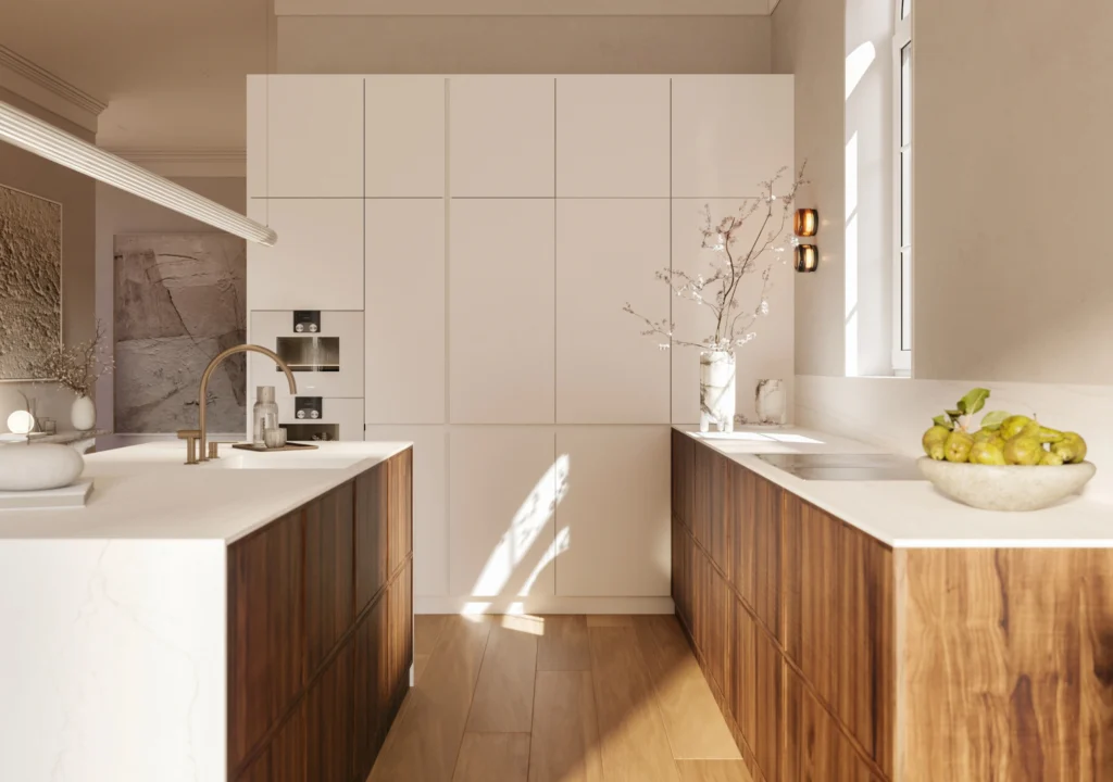 Décoration de petite cuisine avec couleurs claires et bois naturel pour agrandir l’espace