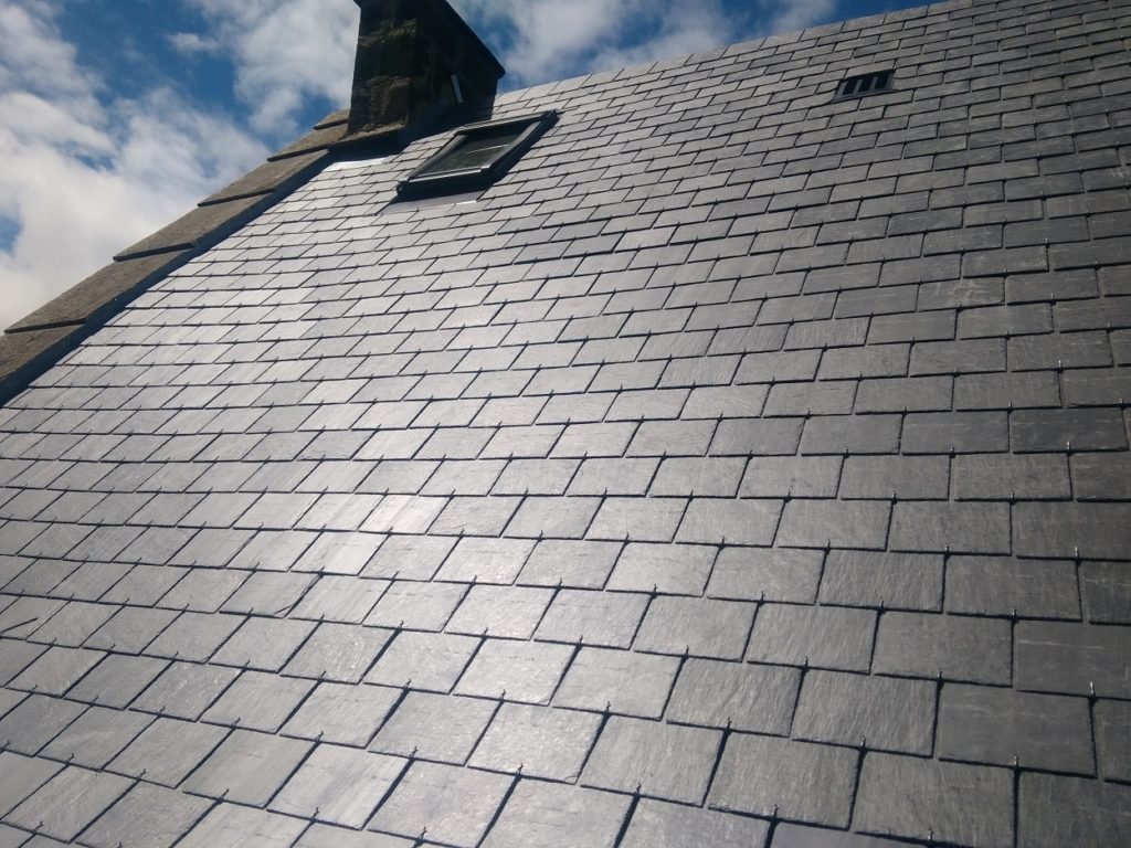 Toiture en ardoise naturelle haut de gamme