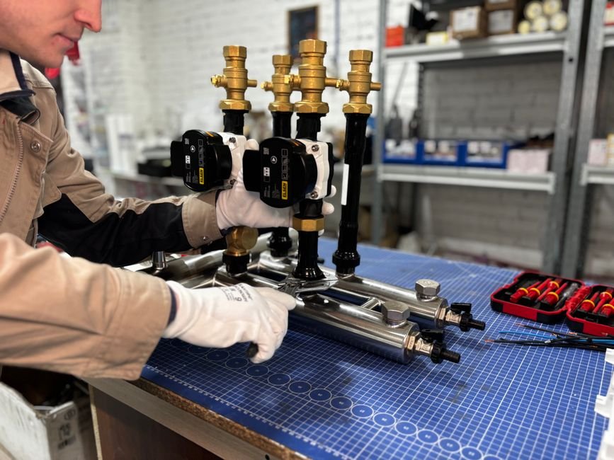 Collecteurs et tuyaux pour chauffage au sol