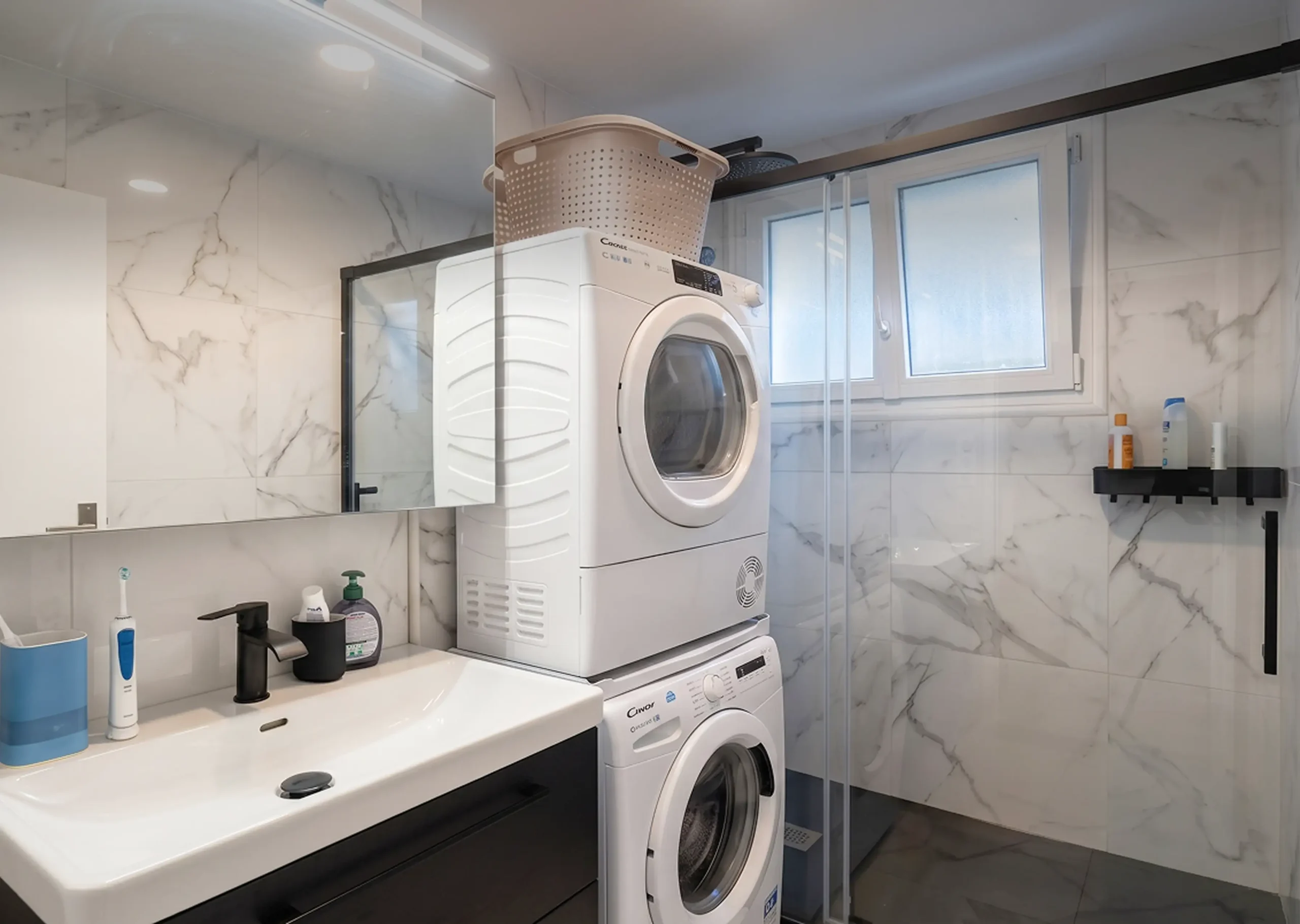 Aménagement de placards et dressings sur-mesure dans une chambre