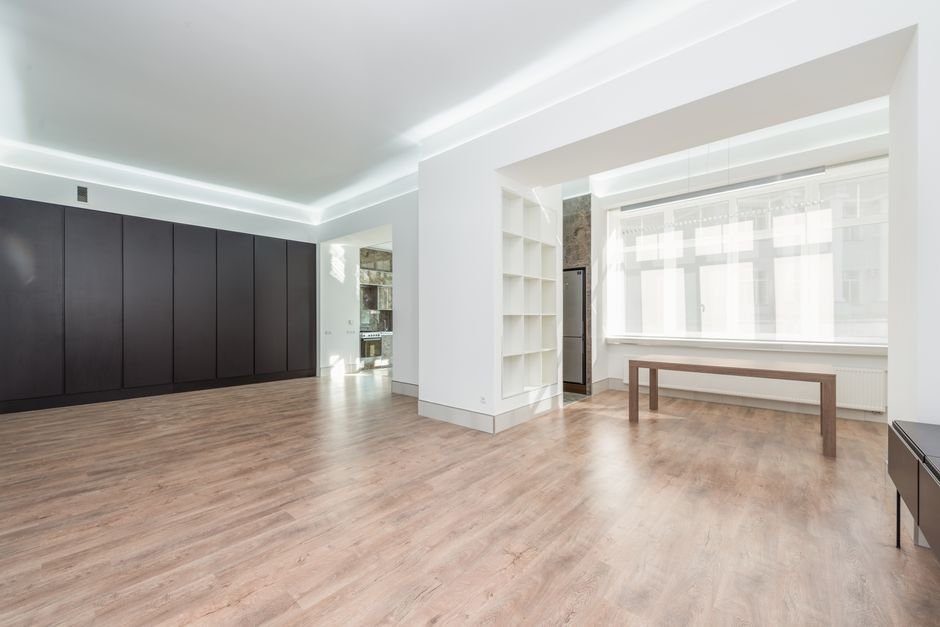 Intérieur moderne chauffé par plancher chauffant