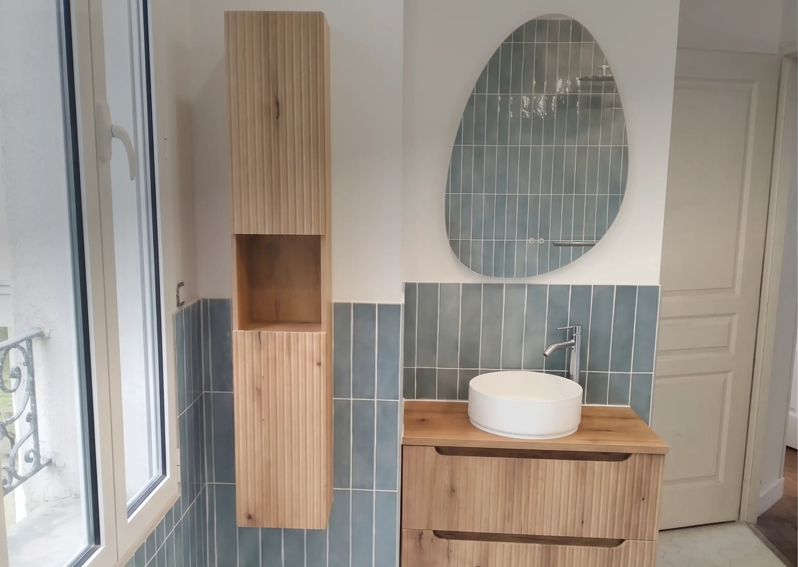 Projet de rénovation complète de salle de bain achevé à Vanves par Helmo Rénovation